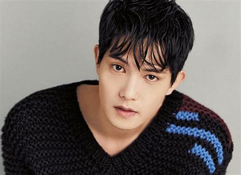 Cnblue S Lee Jong Hyun Talks About His Girls Generation 1979 Character