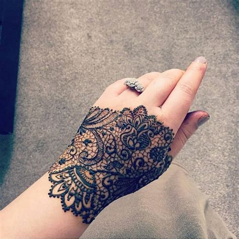 51 Karwa Chauth Mehndi Designs For Newlywed Brides Henna Tattoo Hand