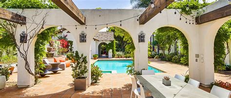 But selecting the right landscaping plants for your san diego landscape architecture will create a tranquil oasis, fanciful paradise, or a flourishing garden. Pin by Teresa Turnbow on Project | San diego houses, San ...