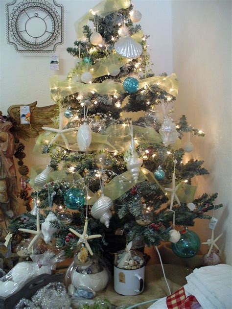 There is a certain attraction about the sea. The Most Colorful And Sweet Christmas Trees And ...