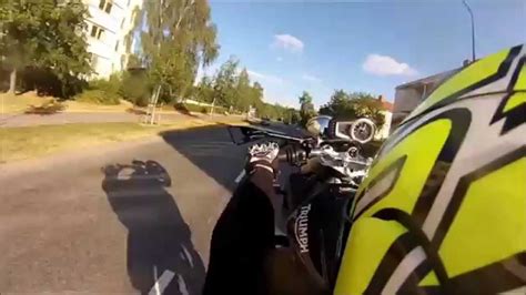Street triple 765 rs power wheelie. Street Triple Douche Wheelie Overtake - YouTube