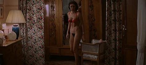 Nude Video Celebs Monica Bellucci Nude Lultimo Capodanno 1998