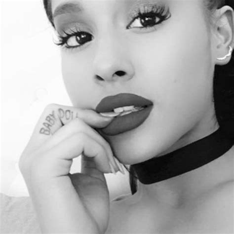 Ariana grande's 11 tattoos & their meanings from her angelic voice to her gorgeous hair and beauty, ariana grande is one of the most famous and talented singers of the recent times. Ariana Grande "Babydoll" Finger Tattoo | Steal Her Style