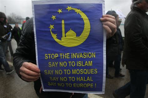 Uk Anti Islam Group Pegida Holds Rally In Birmingham The Muslim