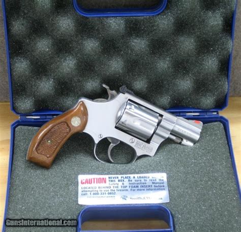 Smith And Wesson Sandw Model 63 3 Snub Revolver 2 Nib Round Butt 22 Lr 63