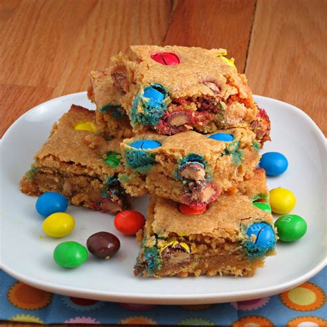 The m&m's peanut butter is a bit of an acquired taste. Peanut Butter M&M Blondies | My Site