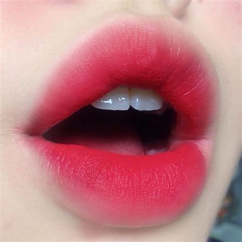 korean lips aesthetic