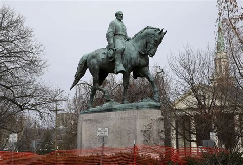 Robert E Lee Statue Vandalized In Charlottesville Virginia