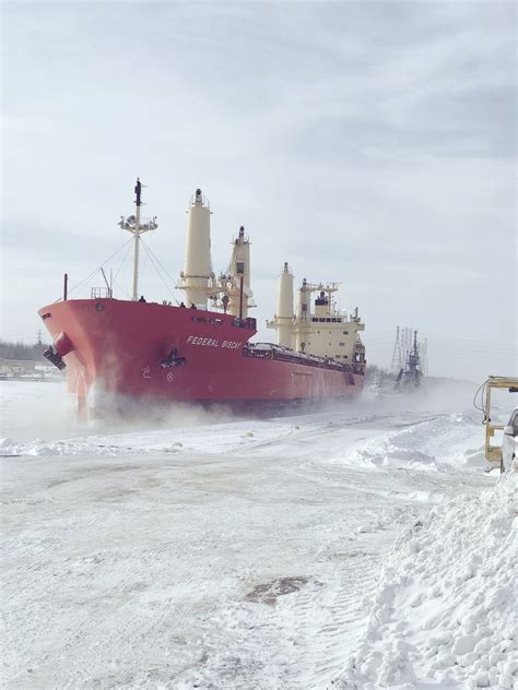 Freighter Freed From Ice Ships On Their Way Out Of Seaway Ncpr News