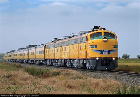 Railpicturesnet Photo Up X 951 Union Pacific Emd E9a At Lindbergh