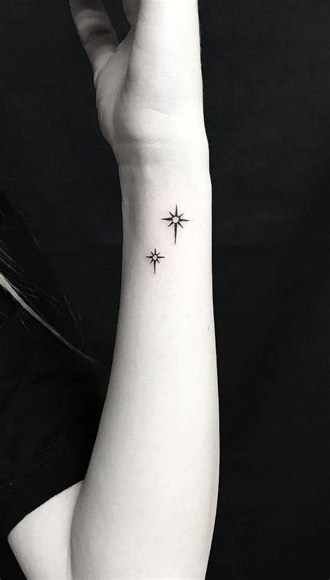 Stars Tattoo On The Wrist Cool Wrist Tattoos Wrist Tattoos For Women Star Tattoo On Wrist