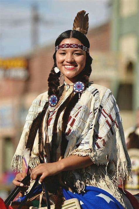 Пин от пользователя Sally Harpst на доске Native American Women Индейские женщины История