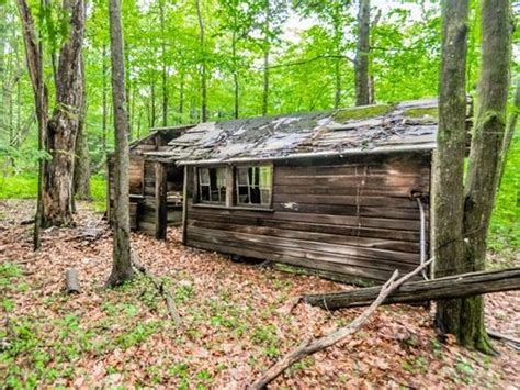 Check spelling or type a new query. Rustic Log Cabin on 7.25 Acres in Hartland, CT For Sale