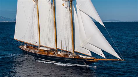 Iconic Yachts On Board The 120 Year Old Classic Schooner Shenandoah Of