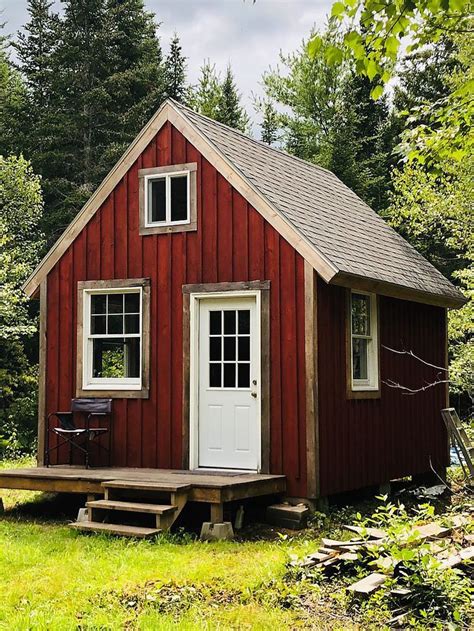 Search in a vast maine vacation rental homes and cabin rentals listing to stay at the best place in maine. 15 Off-the-Grid Homes for Sale Right Now - Bob Vila