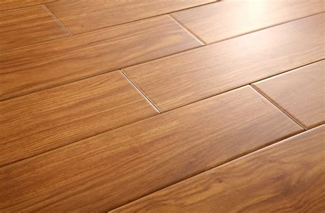 The willow light oak matt ceramic floor tile creates the perfect sense of warmth in your living space. FREE Samples: Salerno Ceramic Tile - Sterling Wood Oak / 6 ...