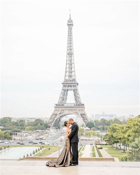 glamorous engagement pictures eiffel tower golden dress engagement photo session engagement