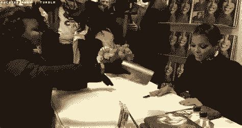 Book Signing Gifs WiffleGif