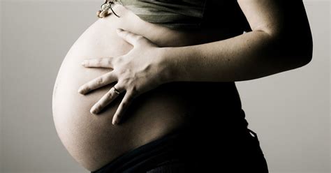 Inkontinenz Nach Der Geburt Welche Behandlung Helfen Kann Bunte De