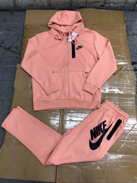 Nike Sweatsuit Outfits Cute Sweatpants Outfit Cute Nike Outfits Dope