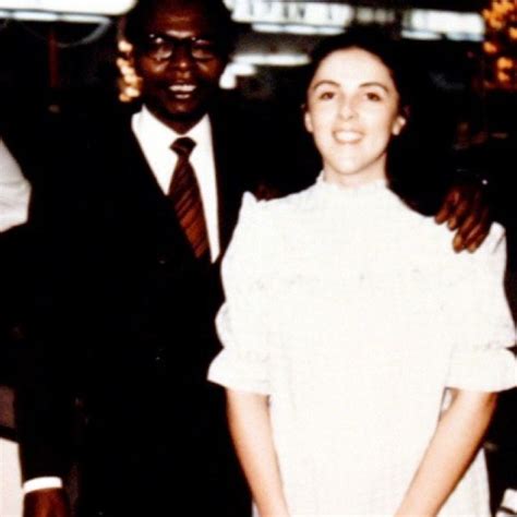 Barack obama was the 44th president of the united states, and the first african american to serve in the office. Barack's mother and father | i lovve obama family in 2019 ...