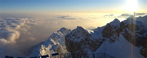 Diese aussicht zieht jährlich über eine halbe million besucher an. Panorama von der Zugspitze | Zugspitze