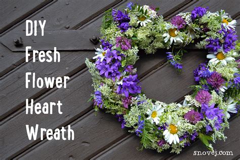 Diy Fresh Flower Heart Wreath Pictures Photos And Images For Facebook