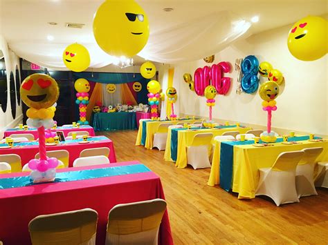 Emoji Room Decor Emoji Balloons And Centerpieces Emoji Birthday