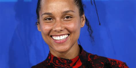 Why I Love Alicia Keys Without Mascara Huffpost