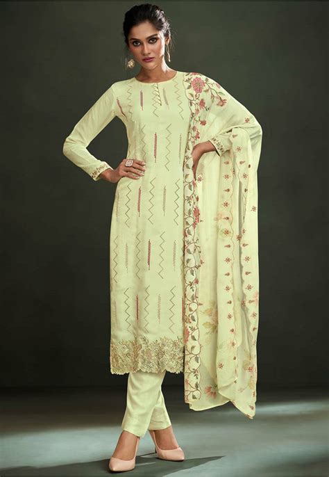 Embroidered Muslin Silk Pakistani Suit In Light Yellow Kch9307