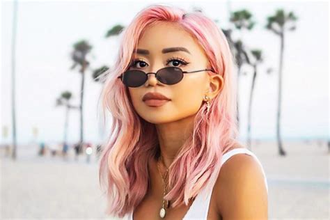 30 Adorable Ideas On How To Pull Off Pastel Pink Hair