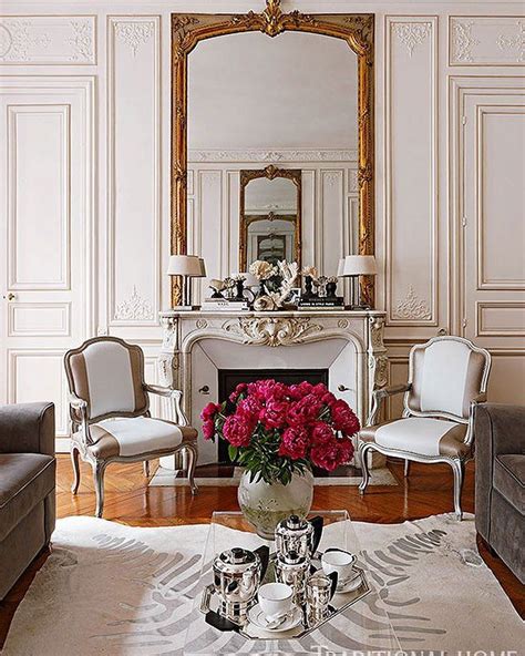 Pin By Lisa Broz On Living Room Parisian Decor Parisian Interior