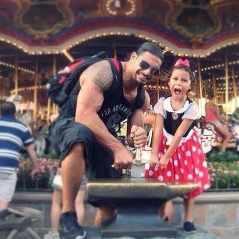 Joe Anoai Roman Reigns And His Daughter Joelle At Disneyland Famous Families Pinterest