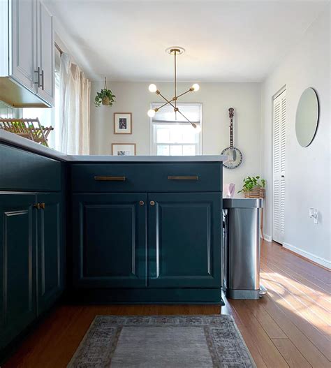 23 Unbelievably Chic Teal Kitchen Cabinets And The Best Way To
