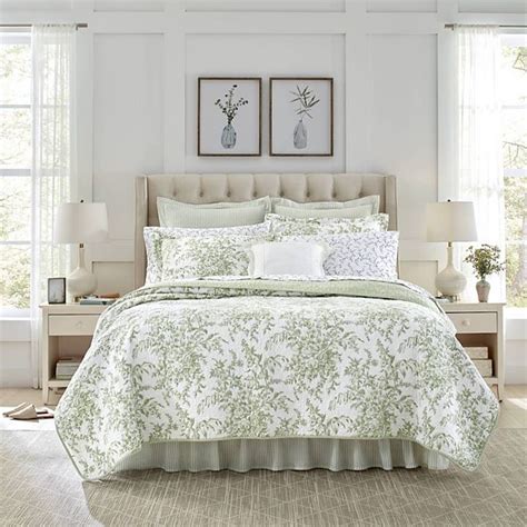 Laura Ashley Bedford Quilt Set With Shams