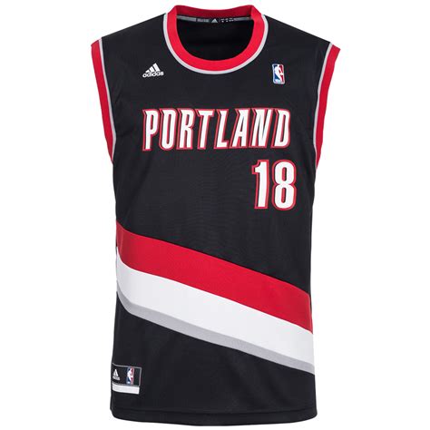Design + farbe wählen ✅ unbegrenzt mit logos + text designen✅ kostenlose muster ► zum konfigurator! NBA Basketball Trikot adidas Jersey Herren Basketball Tank ...