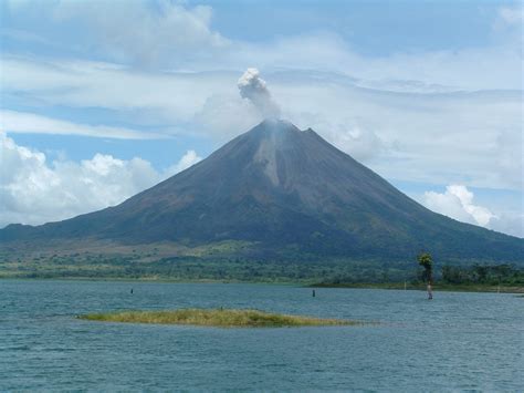 Información Sobre Costa Rica El Parque Nacional Volcán Arenal