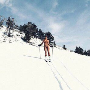 Ski Naked Porn Pic
