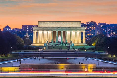 Abraham Lincoln Memorial In Washington Dc United States 2170799