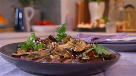And, best of all, marinating time was a modest 30 minutes. Minute Steak with Soy Mushrooms | Better Homes and Gardens