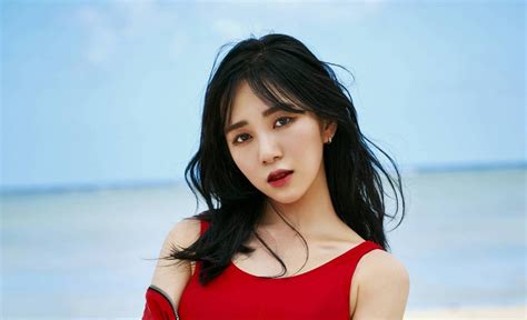 She also has a snap posted on the resort's instagram page. TW/CW: Self-Harm Former AOA member Mina elicits concern ...
