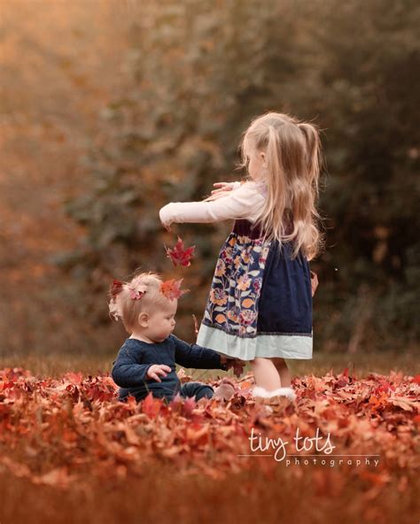 Kristen Fotta Photography A Vibrant And Colorful Fall Baby Photo Ideas