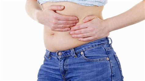 bloating symptoms causes and other risk factors