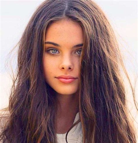 Meika Woollard April 21 Sending Very Happy Birthday Wishes Continued Success Woman With Blue