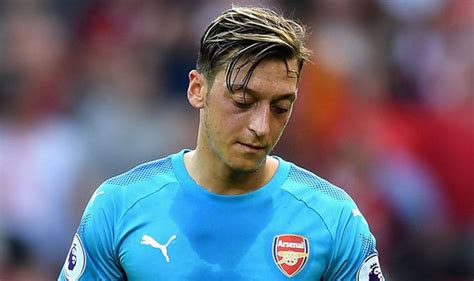 Join wtfoot and discover everything you want to know about his current girlfriend or wife, his shocking salary and the amazing tattoos that are inked on his body. Arsenal News: Mesut Ozil lifts lid on future amid Man Utd ...