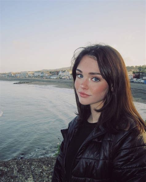 Gracie Mckenna Ig Graciemckenna Gracie Mckenna Brunette Freckles The Cutie Collective