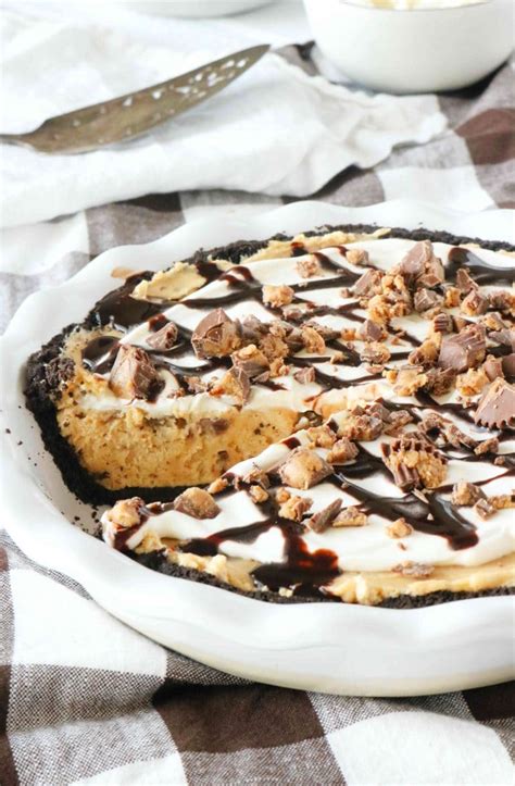 Slowly add flour mixture to peanut butter mixture, beating on low speed until well blended, about 1 1/2 minutes. 100 Creamy and Delicious Homemade Pie Recipes - SewLicious Home Decor