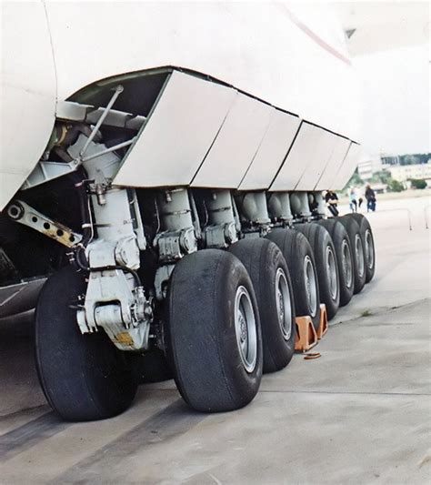 Fileantonov 225 Main Landing Gear 2 Wikipedia