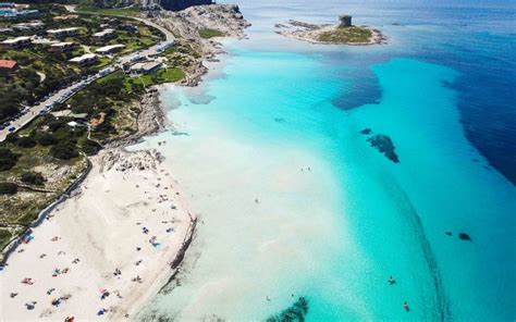 Stintino La Pelosa Numero Chiuso E Ticket Per Salvare La Spiaggia