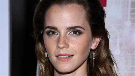 Emma Watson Asks The Public To Help Find Her Missing Rings